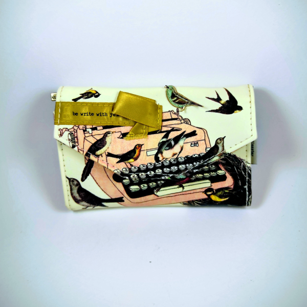 Πορτοφόλι με vintage σχέδιο