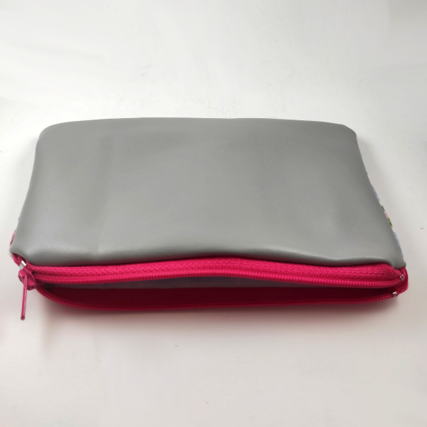 Alternative view of Χειροποίητο πορτοφόλι με τριανταφυλλάκια