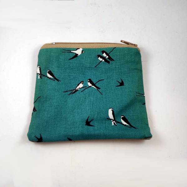 Χειροποίητο πορτοφολάκι με χελιδόνια
